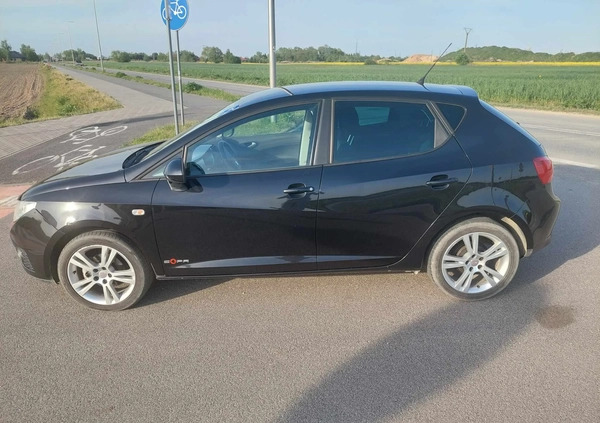 Seat Ibiza cena 23000 przebieg: 157000, rok produkcji 2011 z Płock małe 79